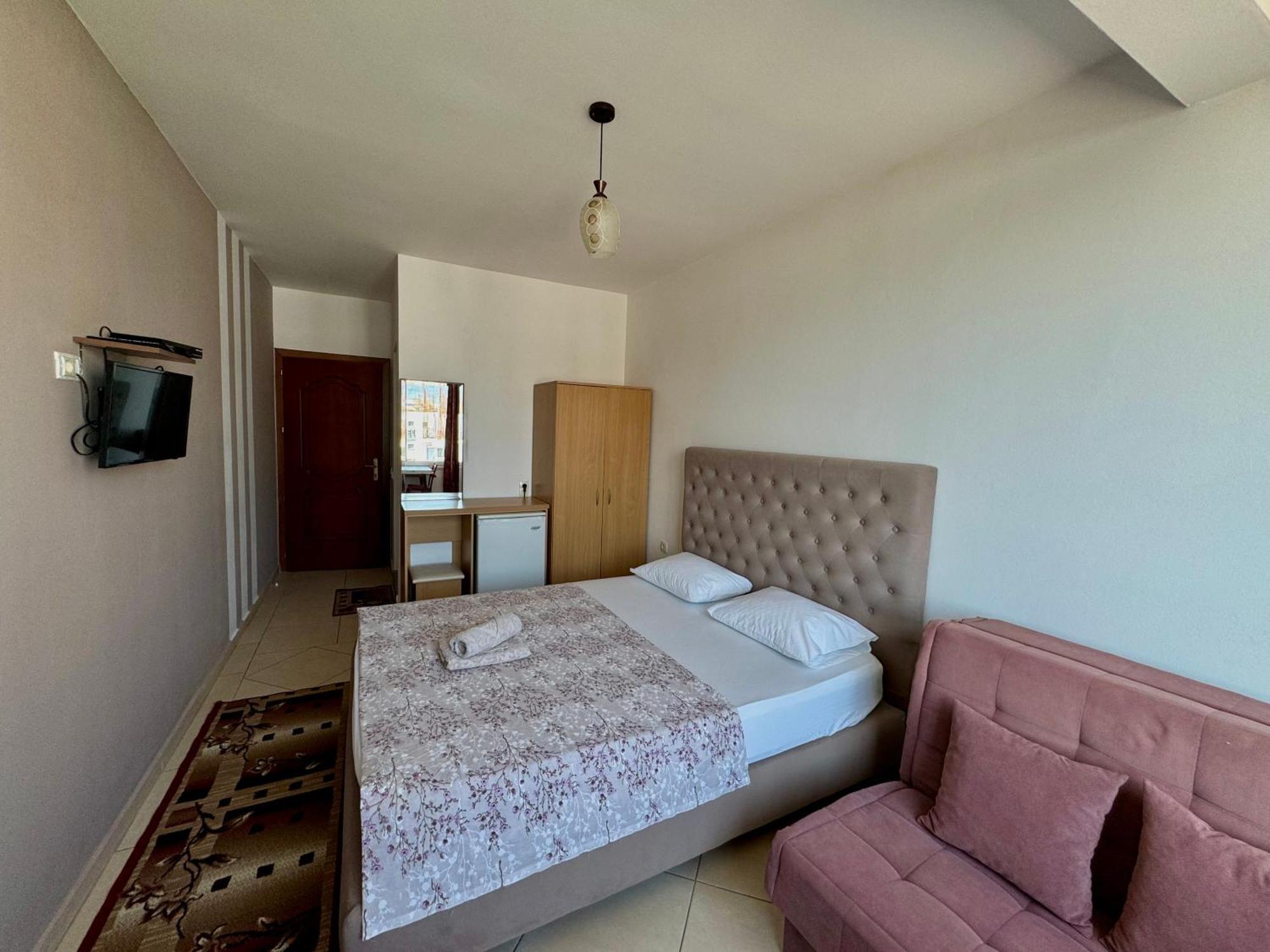 Apartments Cobi Ulcinj Quarto foto