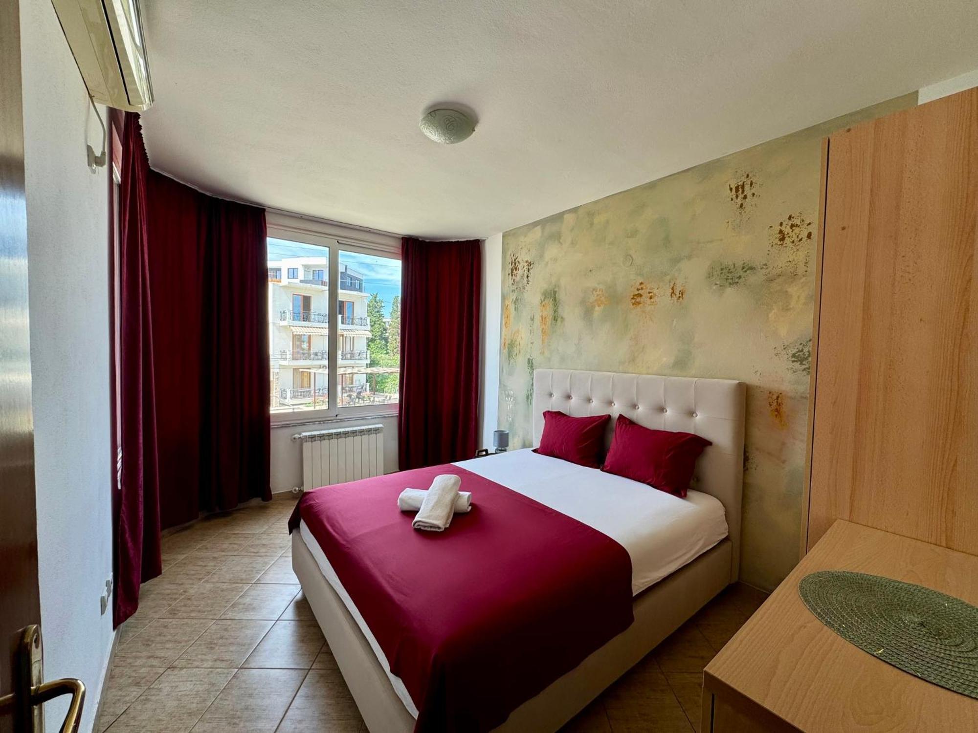 Apartments Cobi Ulcinj Exterior foto